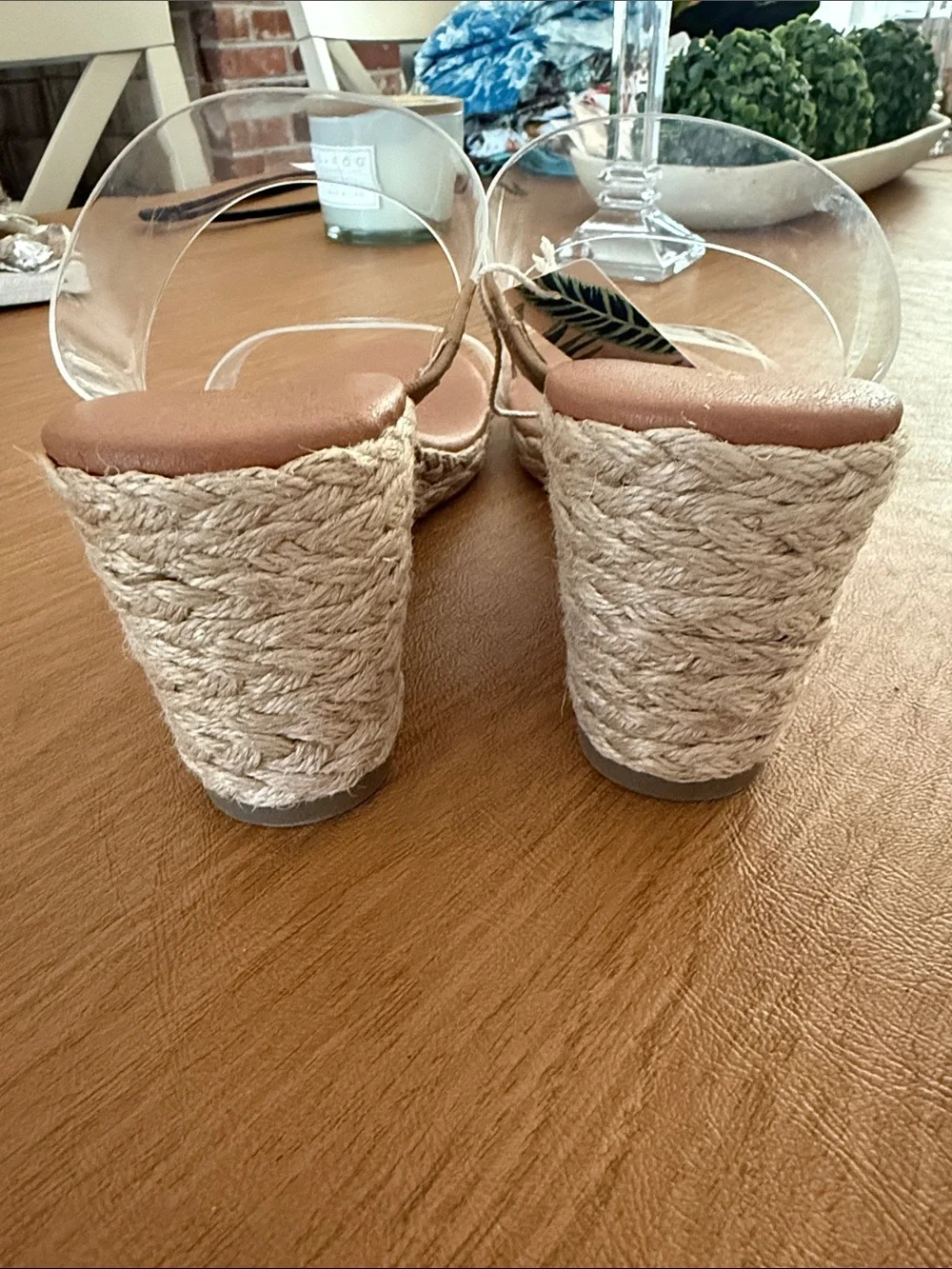 NWT Tommy Bahama Clear Strap Espadrille Wedge Sandals in Nude/Tan sz 10